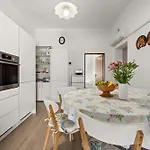 Apartment Punta Verudella *